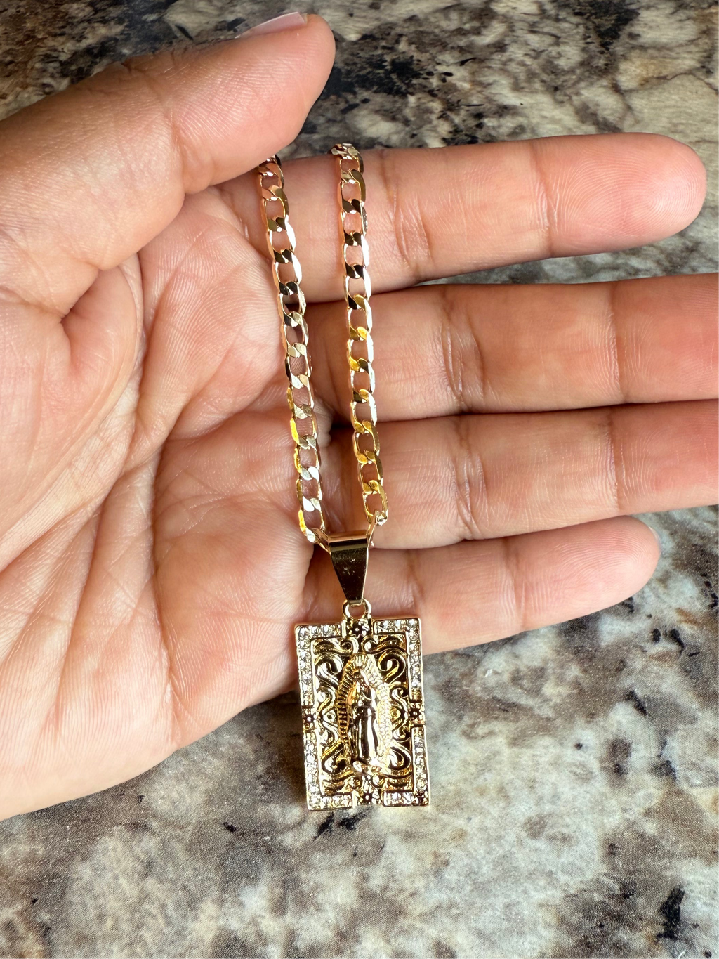 Cadena de la VIRGEN