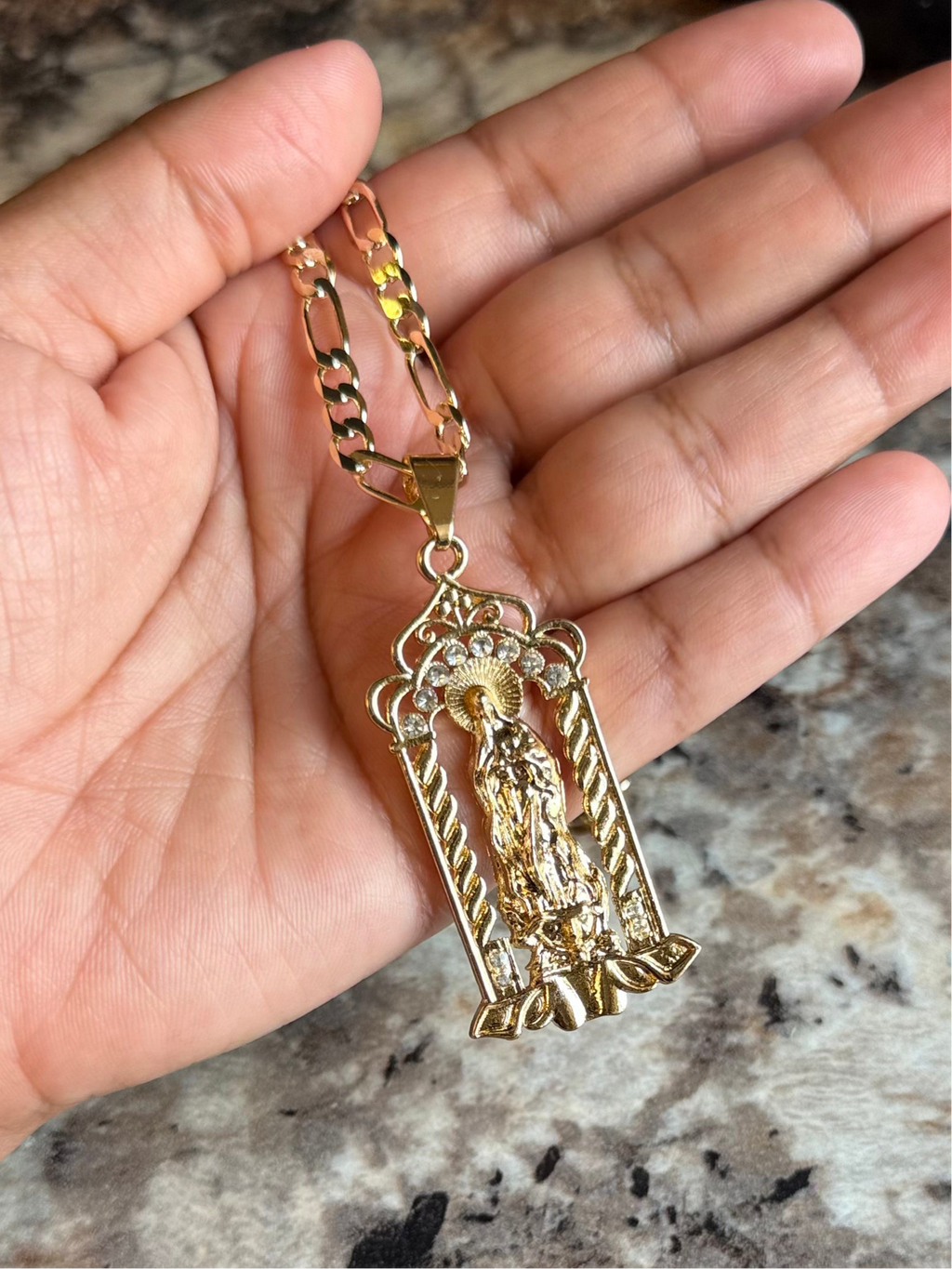 Cadena de la virgen